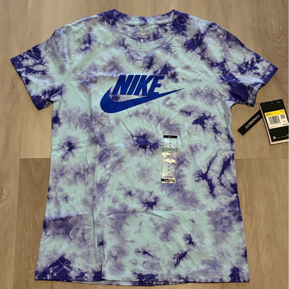 Nike Women’s Tye-Dye T-Shirt